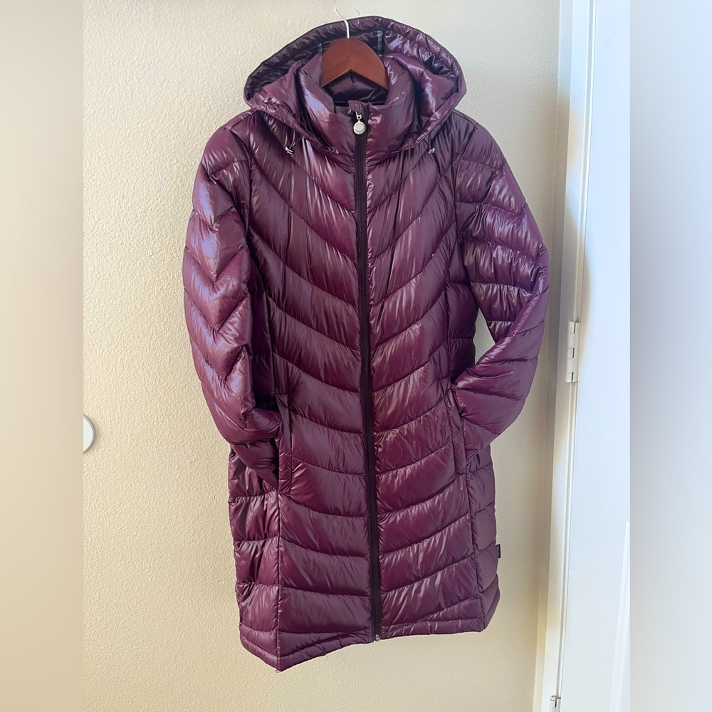 Calvin Klein hooded Lightweight packable down long with chevron quilting pattern